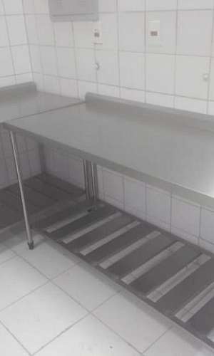 Bancada de inox para clinica veterinária Bancada de inox para clinica veterinária