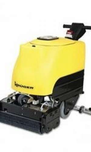 Limpeza de escada rolante Limpeza de escada rolante