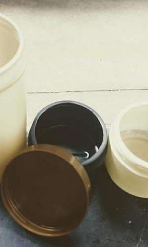 Pote de plastico com tampa de rosca Pote de plastico com tampa de rosca