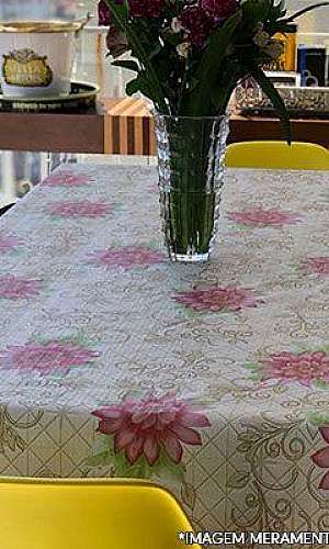 Toalha de mesa em rolo Toalha de mesa em rolo